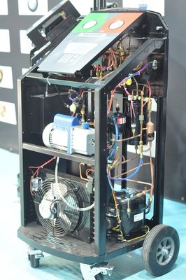 machine réfrigérante de récupération de voiture de 300g/min R134a pour le climatiseur